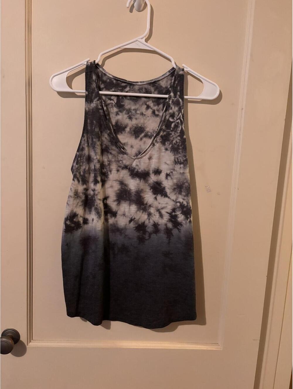 Black and White Tie Dye Sleeveless Tank Top